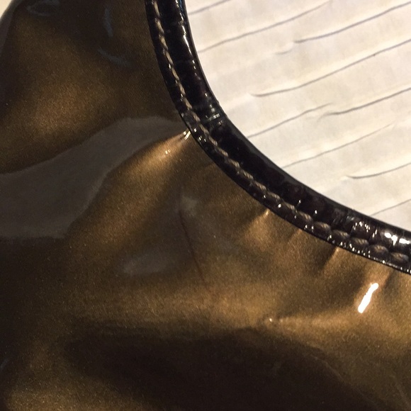 Burberry patent leather hobo - Picture 12 of 13